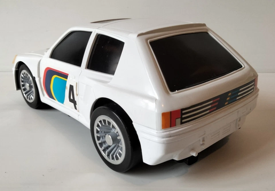 Vintage Ceji Joustra Peugeot 205 Turbo 16 en Boite ref 2594 Friction M in France - Photo 4/4