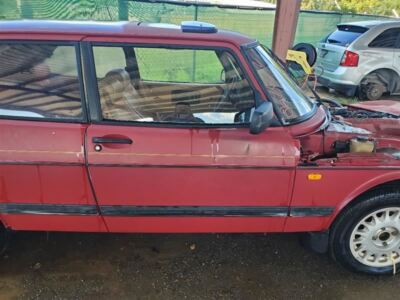 Used Front Right Door Assembly Front fits: 1986 Saab 900 Htbk 3 Dr w/o Aero elec