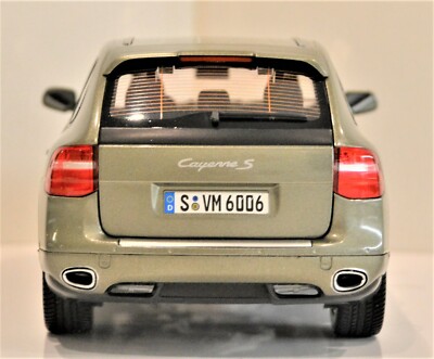 Norev 1:18 Porsche Cayenne S Coupe année de construction 2019 lava Norev 1:18 Porsche Cayenne S Coupe année de construction 2019 lava