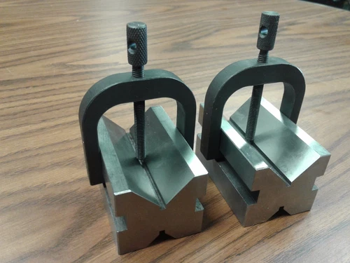 1-1/2" CAPACITY PRECISION V-BLOCK PAIR w. CLAMPS 1-5/8x1-3/4x2-3/4 #H6010D-new