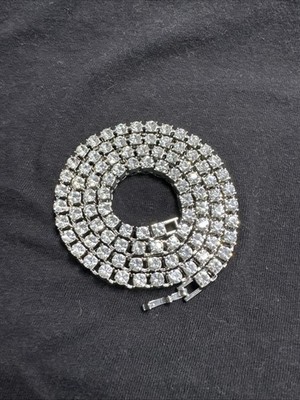 4Mm Round Cut Tennis Necklace 13 K sparkling shiny Silver 22 Inches Chain VVS1 