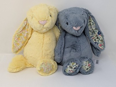 特別価格継続 Jellycat Medium Blossom Dusky Blue Bunny 【公式通販】