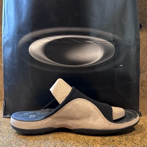 Sandalias Oakley Slide vintage beige y negro sin cordones para hombre talla 9 - Imagen 5 de 14