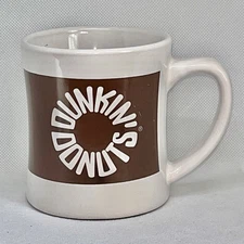 2010 Dunkin' Donuts Diner Restaurant Ware Ceramic Coffee Mug Tea Cup Circle Logo