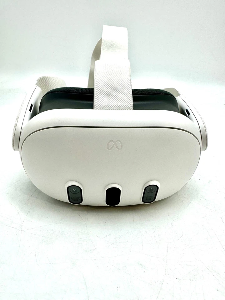 META QUEST 3 512GB - ULTIMATE MIXED REALITY EXPERIENCES - WHITE - Image 3 of 4