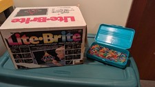 Lot "LITE BRITE" vintage 1994, Milton Bradley avec boite d'origine - Fonctionne très bien