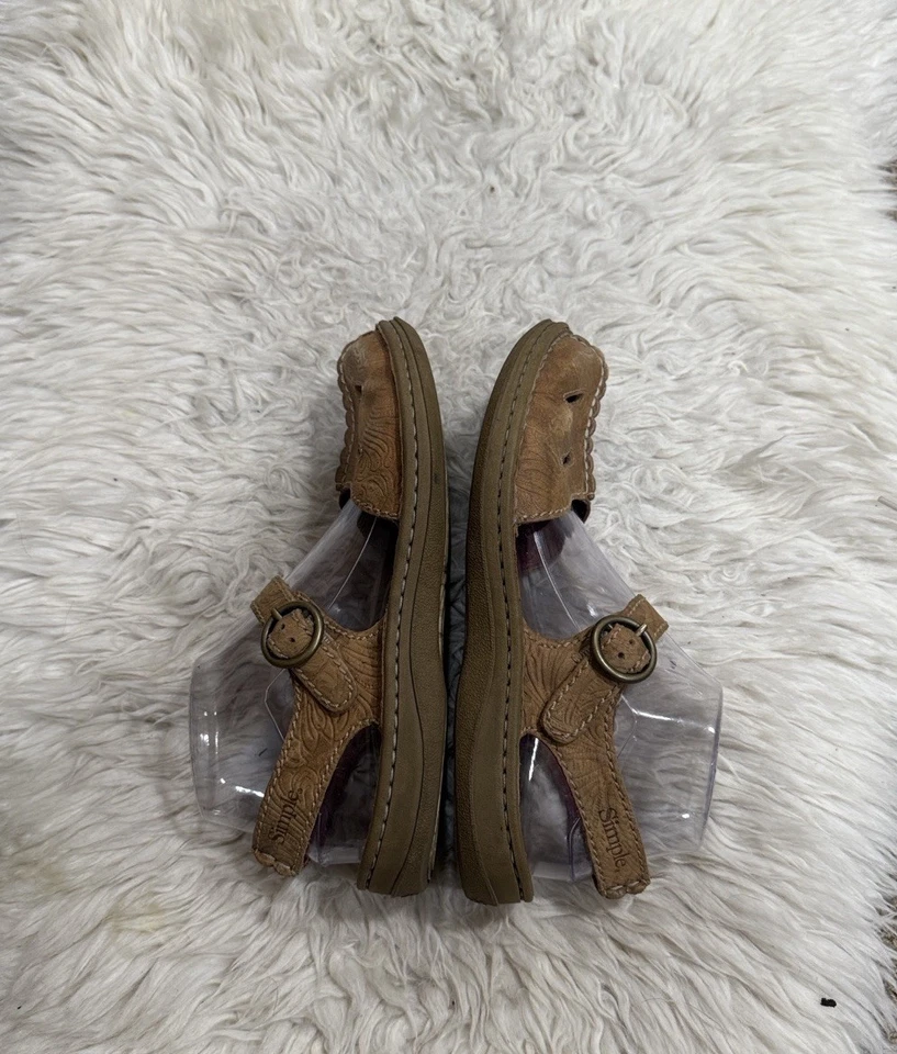 Simple Women's Brown Leather Slingback Mary Jane Sandals Size 9 - Image 2 of 4