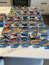 30 Hot Wheels 1:64 Diecast Car Lot Collection Unopened Carded. READ ALL