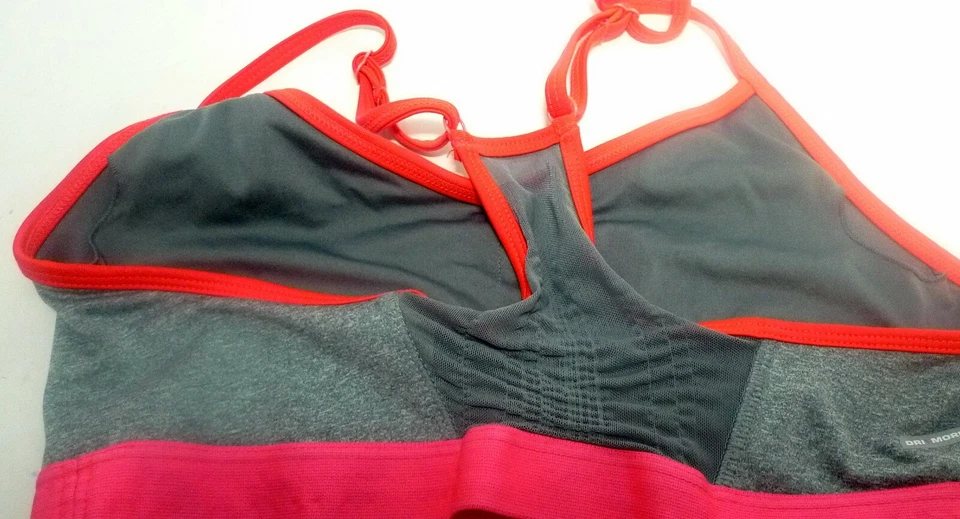 Sujetador deportivo Danskin Now talla S 4 6 gris rosa suave entrenamiento ajustable sin alambre acolchado Foto 2 de 3