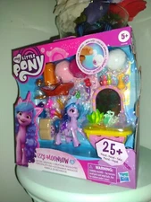 My Little Pony IZZY MOONBOW CRITTER CREATION by Hasbro 2022