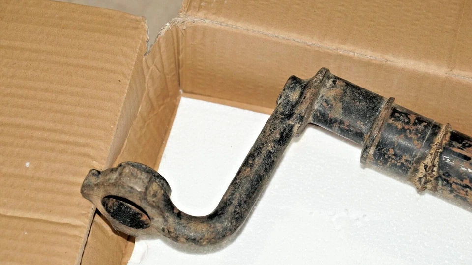 Barre stabilisatrice arrière neuve d'origine 8203749 pour Renault 4CV R1062 Foto 3 de 4