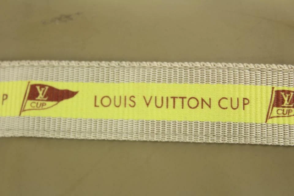 Louis Vuitton Gris LV Copa Mundial Neutrales Bolsa 12LVS1210 Foto 4 de 4