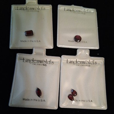 Vintage Estate LINDENWOLD'S FINE JEWELERS CZ Simulated Loose garnets-lot 4 pkg