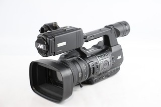JVC GY HM650E Professional Digital Video Camera Working w/ 23x Optical Zoom Lens