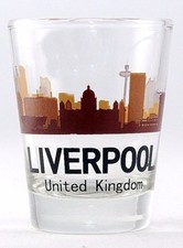 LIVERPOOL REINO UNIDO SUNSET SKYLINE VIDRIO CHORRO
