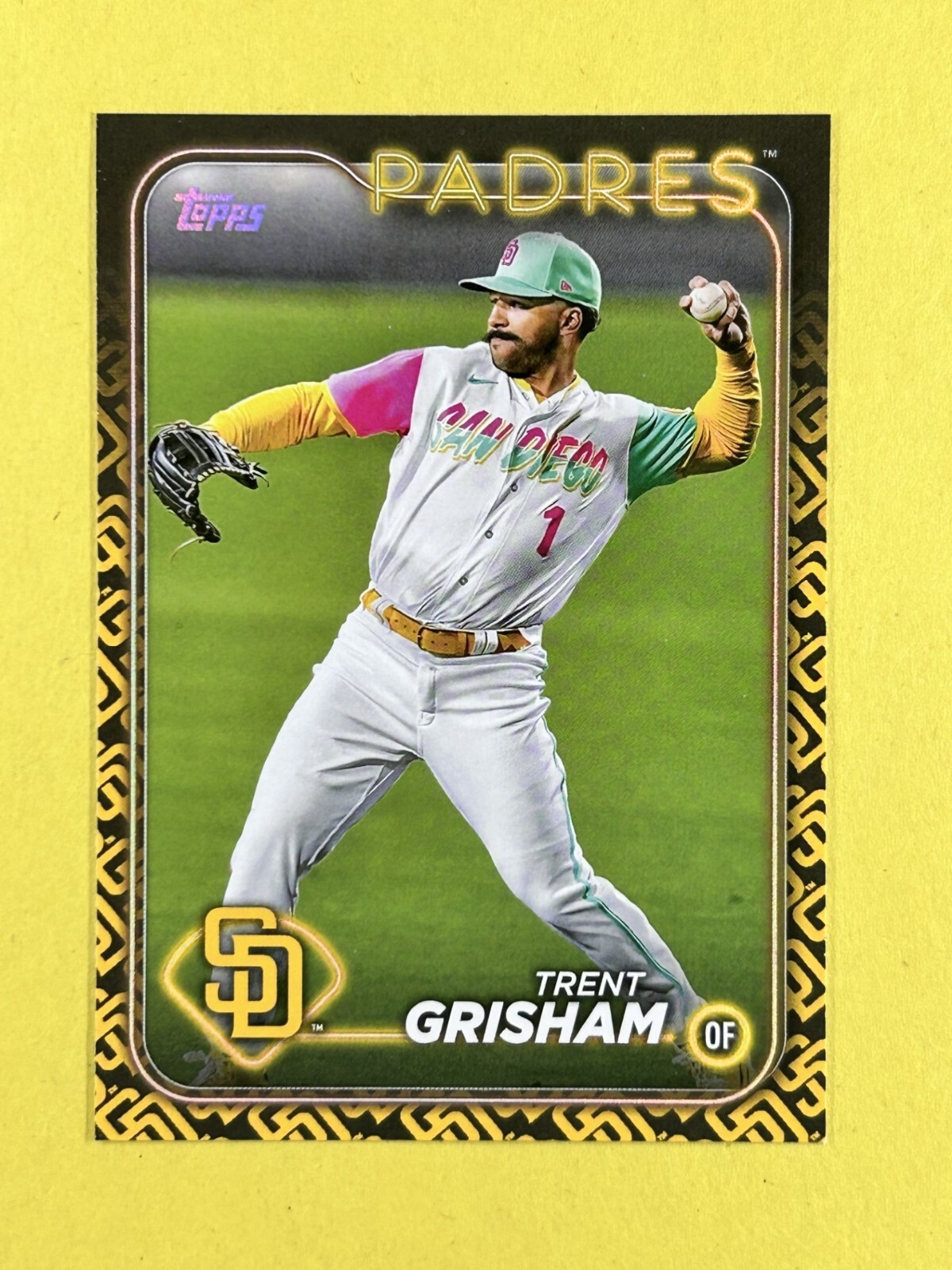 Trent Grisham 2024 Topps #157, Team Color Border Variation, San Diego Padres