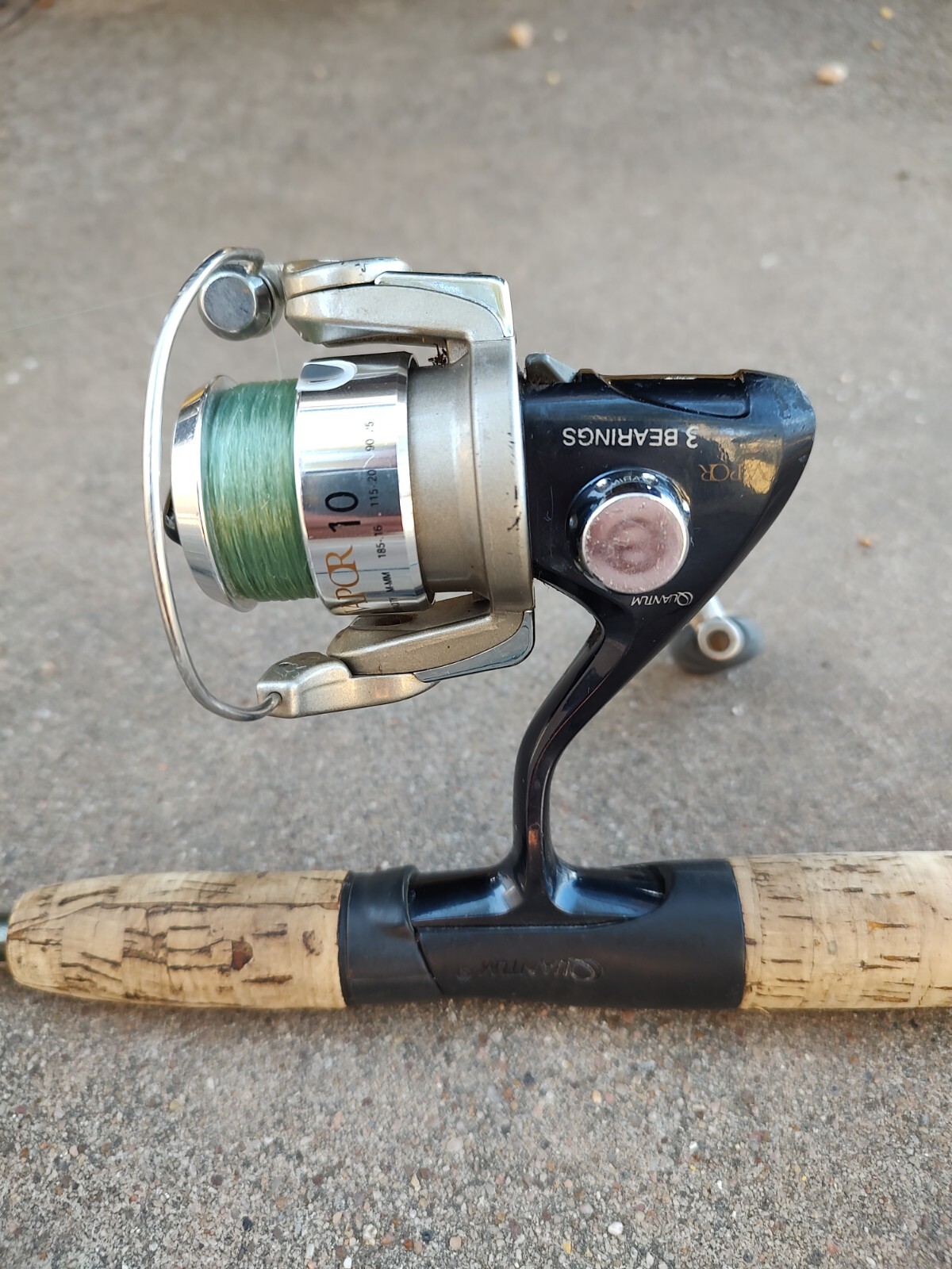Quatum Vapor 10 VPS562L Spinning Reel 2 Piece Rod & Reel 5' 