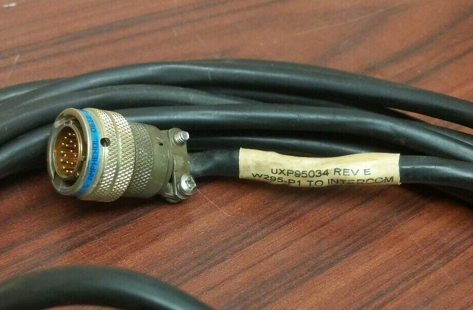 CABLE DE INTERFAZ GENERAL ATOMICS UXP95034 MISSION COMMANDER W295-P1 Foto 2 de 3