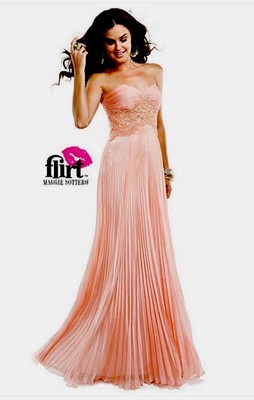 Flirt dress with pleated skirt and beaded Waste. Beautiful Floor Length Gown