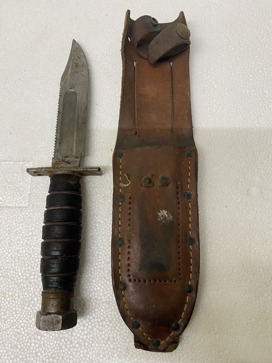 Vintage Camillus N.Y. Fixed Blade Fighting Knife With Vintage Camillus N.Y. Fixed Blade Fighting Knife With