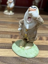 Royal Doulton Disney Snow White and the 7 Dwarfs SNEEZY SW14