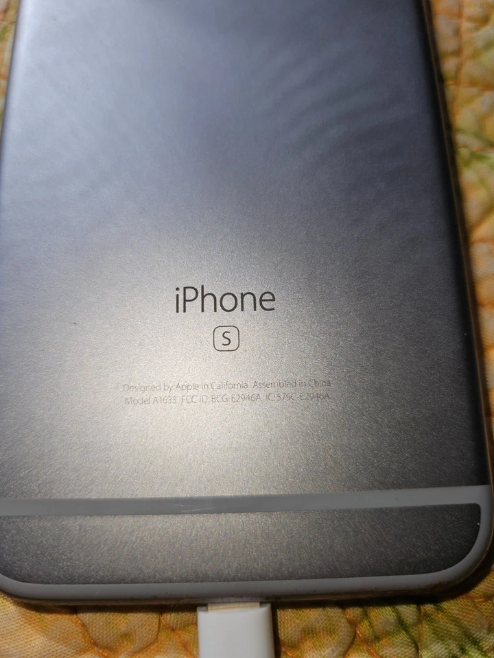 iPhone S 16GB, silver, works - Image 3 of 4