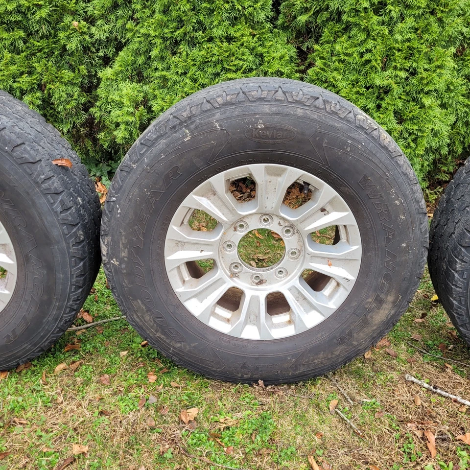 Four (4) OEM Ford Silver F250SD Pickup F350SD Wheel 18” 2020-2022 LC3C-1007-BA - Image 3 of 4