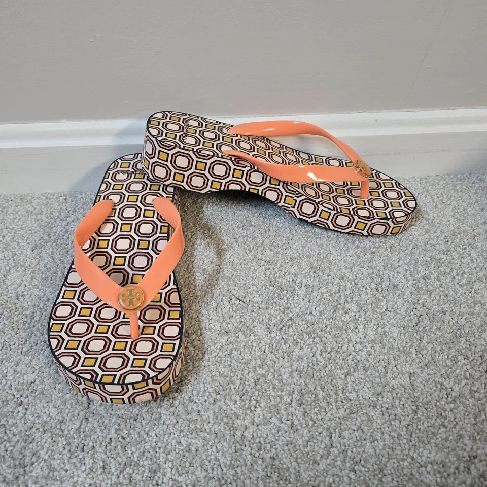 Chanclas Tory Burch Cuña Curvada Recortada Melón Fresco Ballet Rosa Octágono Usadas Foto 2 de 4