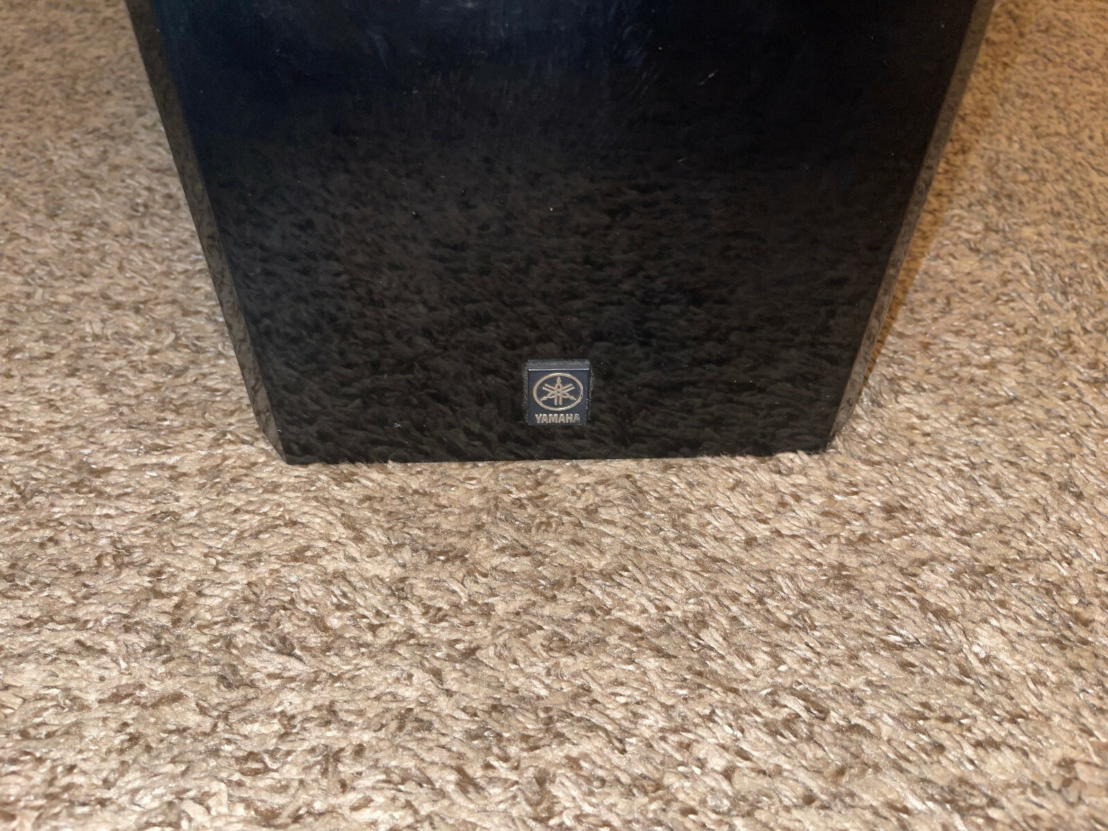 YAMAHA DVR700 W/ DVX700 SUBWOOFER HOME THEATHER SYTEM. SUPER RARE