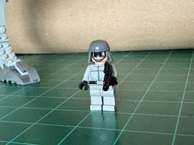 LEGO Star Wars 7657 AT-ST from 2007 &mdash; USED, 100% Complete w/ Set and Minifugure