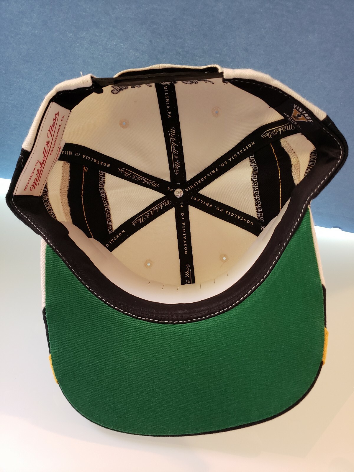 Купить Boston Bruins 'Throwback' 'Old 