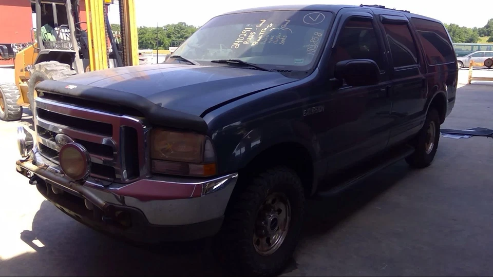 Used Engine Coolant Reservoir fits: 2002 Ford Excursion 6.8 Grade A - Image 4 of 4