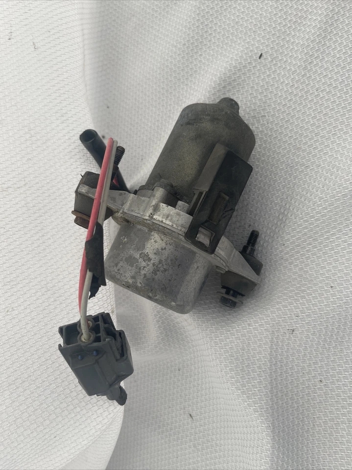 Conjunto de bomba de vacío de freno Volvo S40 2004 05 06 07 08 09 10 2011 30793023 OEM Foto 4 de 4