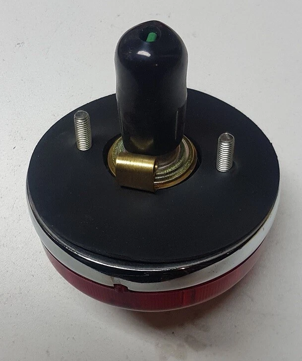 Austin Healey BJ8 Stop/Tail Lamp Assembly NOS Original LUCAS BHA4462Y - Image 3 of 3