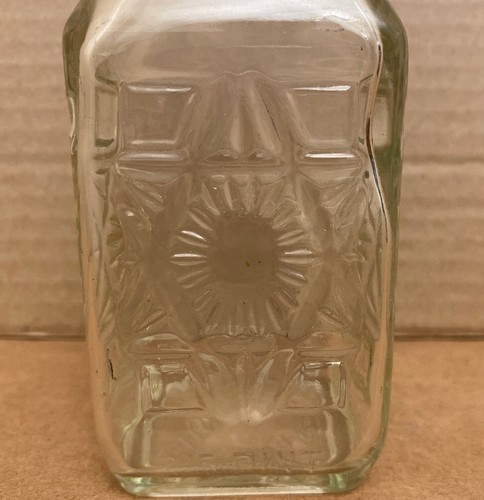 Vintage Manischewitz Wine 2/5 Pint Bottle Clear Square Glass with Cap - Picture 2 of 11