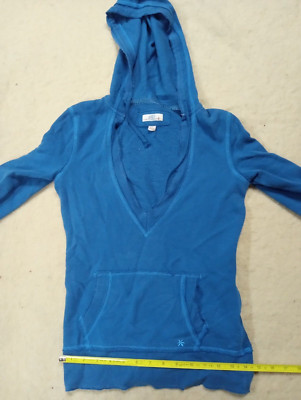 Vintage ''Wear It Declare It'' blue hoodie (women's size Small) cute low V-cut