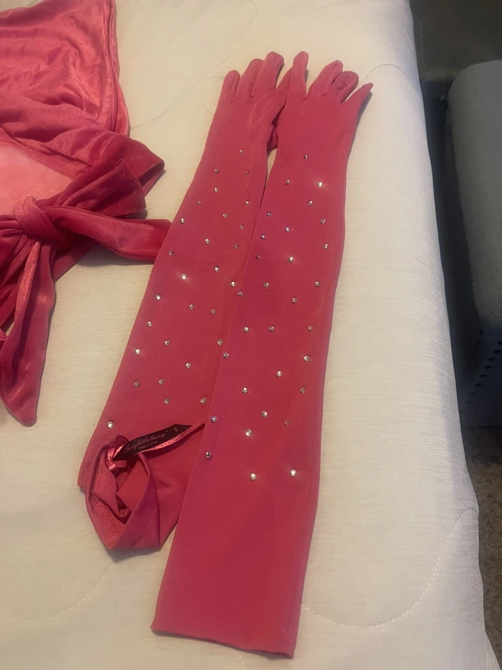 Sexy Vintage Victoria’s Secret Long pink rhinestone gloves And Santa Costume - Image 3 of 4