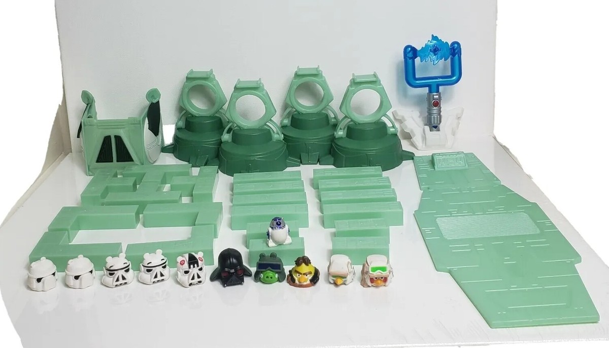 Angry Birds Star Wars AT-AT Attack Battle Game Fighter Pods - Very 
