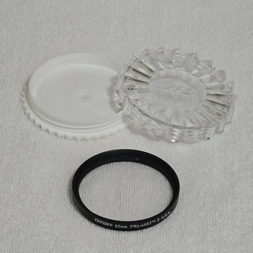 Tiffen 62mm Pro-Mist 2 Filter with Case