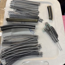 Bachmann HO scale 17 Curve Track 18 R 12 Stra...