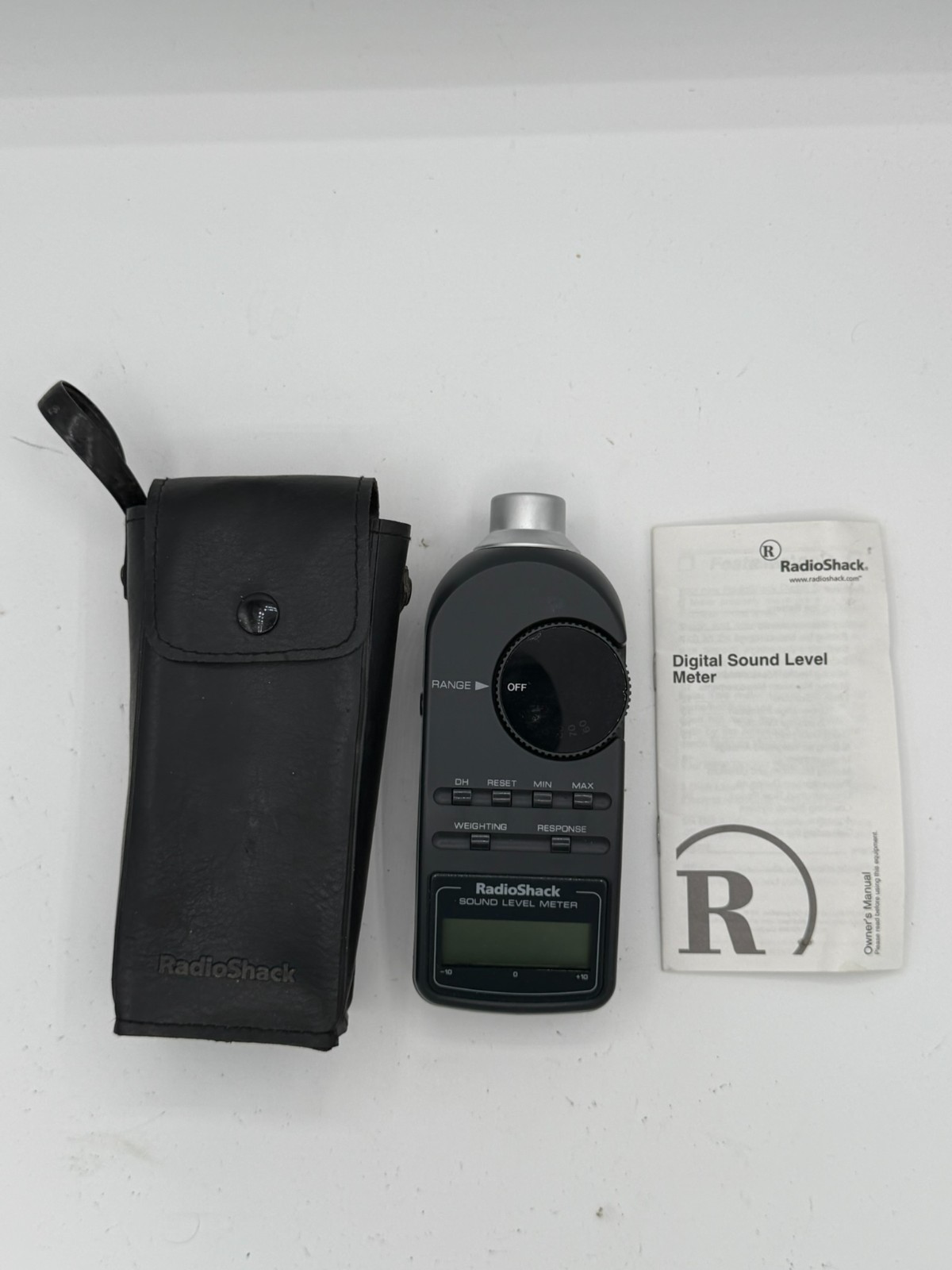 RADIOSHACK Digital Sound Level Meter Model 33-2055 W/ Case & Manual