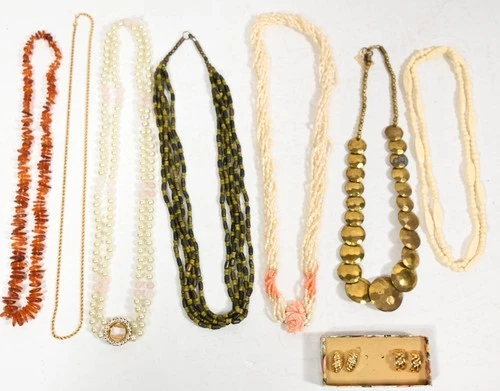 LOT VINTAGE COSTUME JEWELRY PEARLS, AMBER, RHINESTONES, BRASS Necklaces Earrings