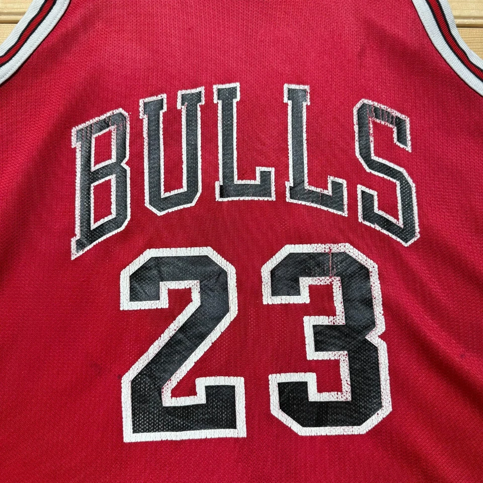 Винтажная женская баскетбольная футболка 90-х Майкла Джордана No23 Chicago Bulls NBA 44 - Изображение 3 из 4