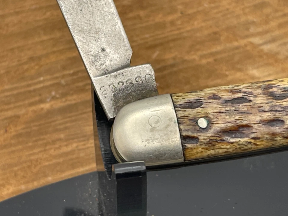 RARE early Vintage Cattaraugus 232390 2 Blade Pen jigged bone Handles--2381.24 - Image 3 of 4