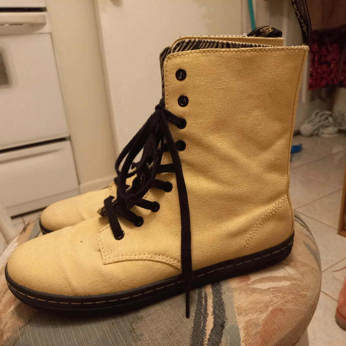 Dr Doc Martens Stratford yellow canvas 10
