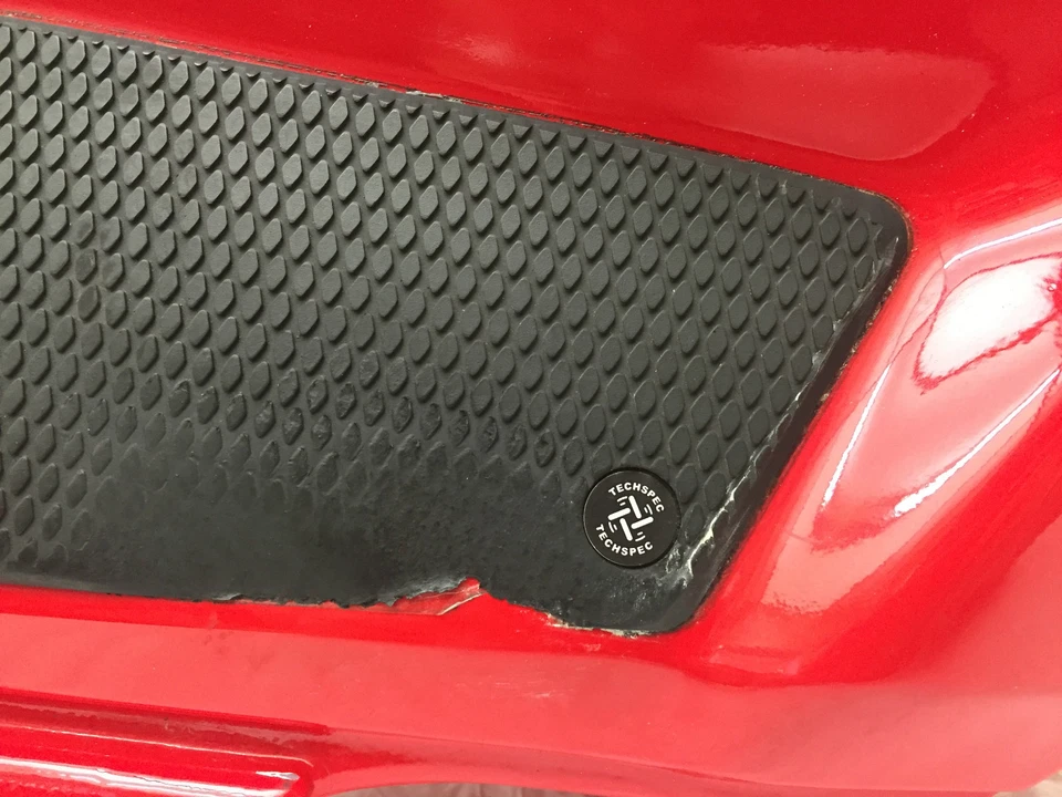 DUCATI 2010 848 SUPERBIKE FUEL GAS TANK CELL - VIDEO! OEM * - Image 3 of 4