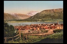 Foto: Tromso, con Tromstind, Troms, Norvegia