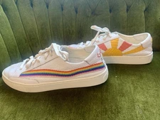 Soludos The Ibiza Classic Sneaker Oasis White/Rainbow Wave Women's Size 8.5