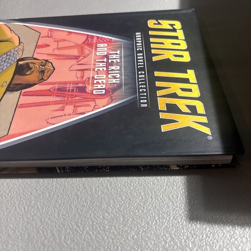 Star Trek Graphic Novel Collection The Rich and The Dead Vol 94 HC Eaglemoss - Picture 7 of 8