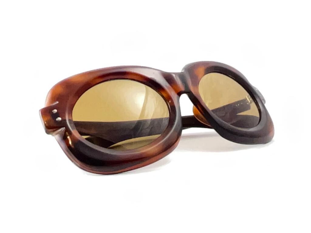 VINTAGE PHILIPPE CHEVALLIER ROBUST MEDIUM TORTOISE FRAME 1960S